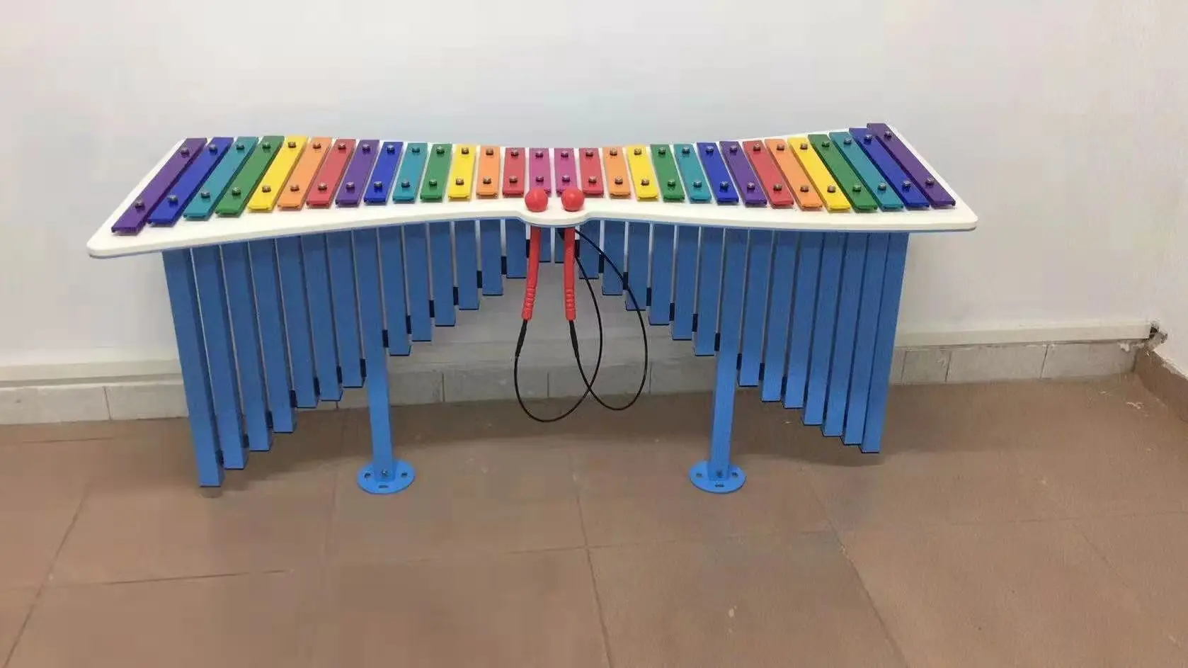 آلة موسيقية خارجية للأطفال من  - مراجعة Musical Instrument Park وسعره