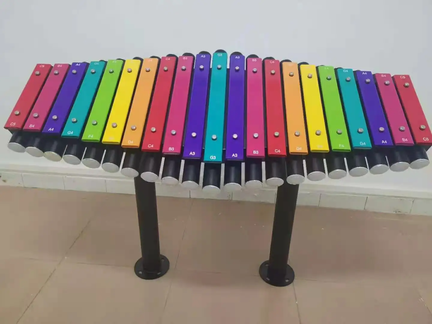 آلة موسيقية خارجية للأطفال من  - مراجعة Musical Instrument Park وسعره